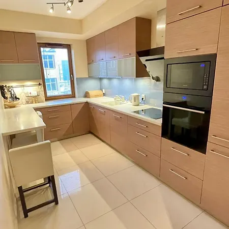 Apartment Przestronny Wola - Centrum Warsaw